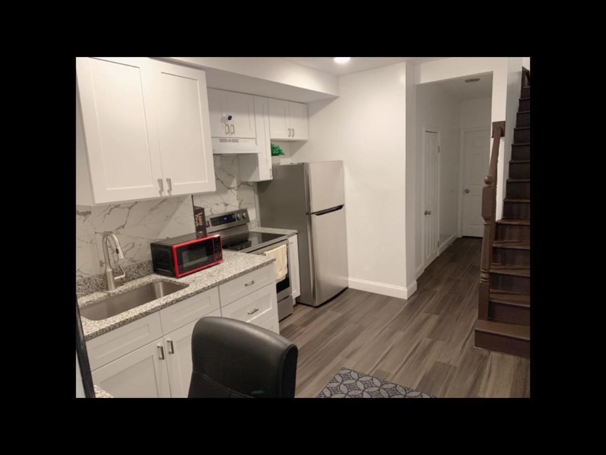 Stylist Bedroom Central Of Baltimore Exterior foto