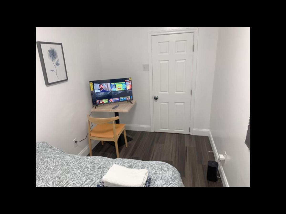 Stylist Bedroom Central Of Baltimore Exterior foto